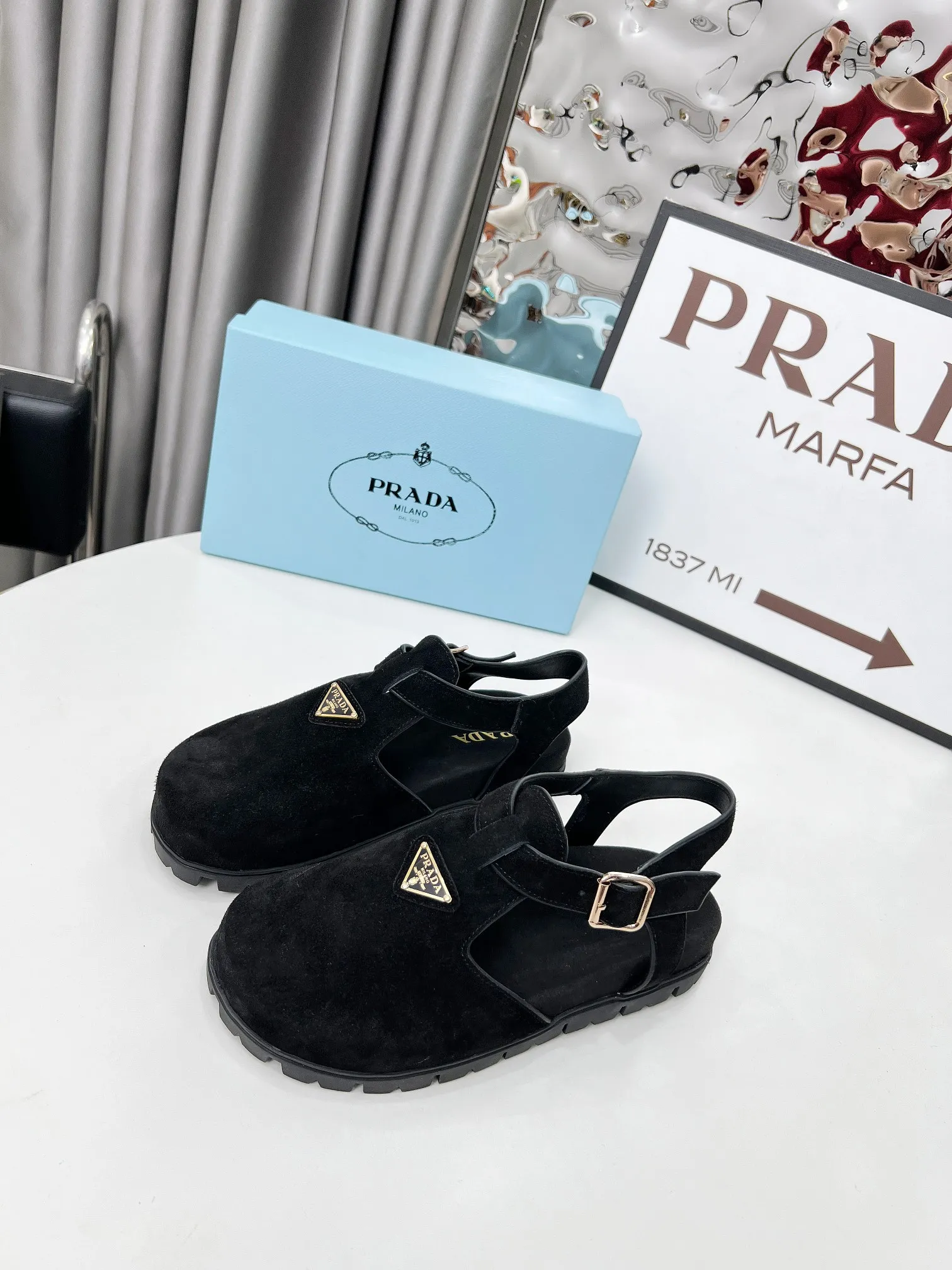 👟👟Ex-factory price 440👟👟 PRADA/25ss Prada classic triangle logo loafer series, simple and ultimate size: 35-42